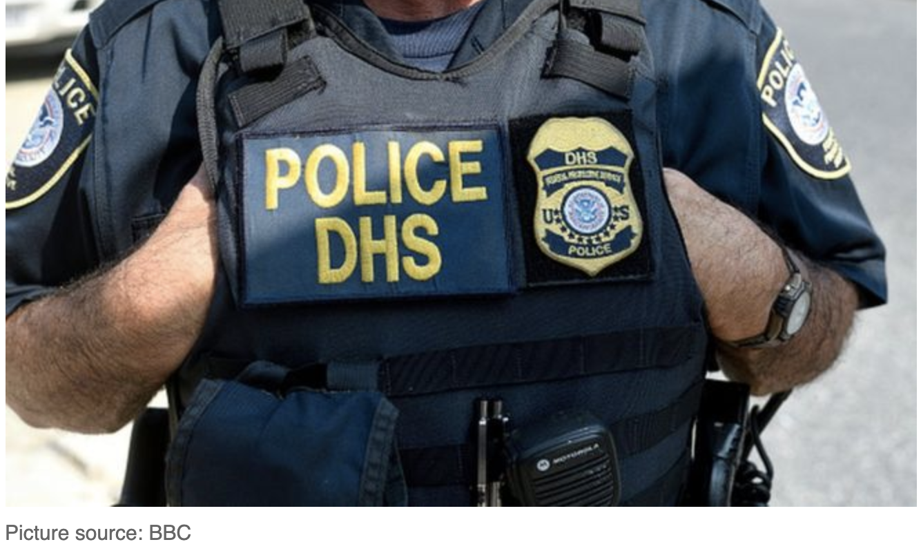 photos of police dhs