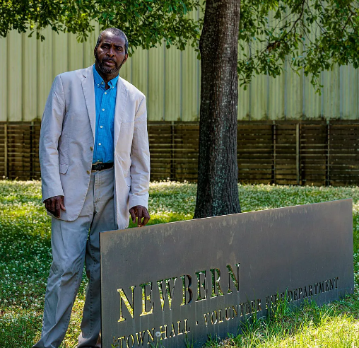 Patrick Braxton became the first Black mayor of Newbern, Alabama in 2020. Then came the problems.